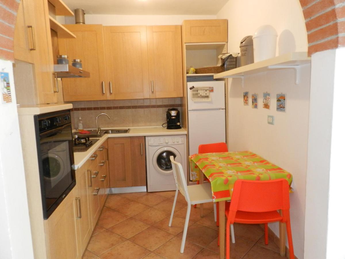 Eremomarino Apartment Livorno Bagian luar foto