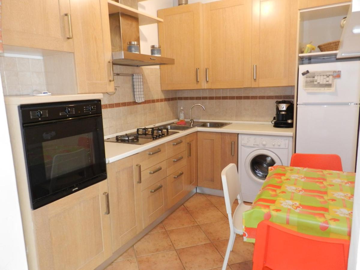 Eremomarino Apartment Livorno Bagian luar foto
