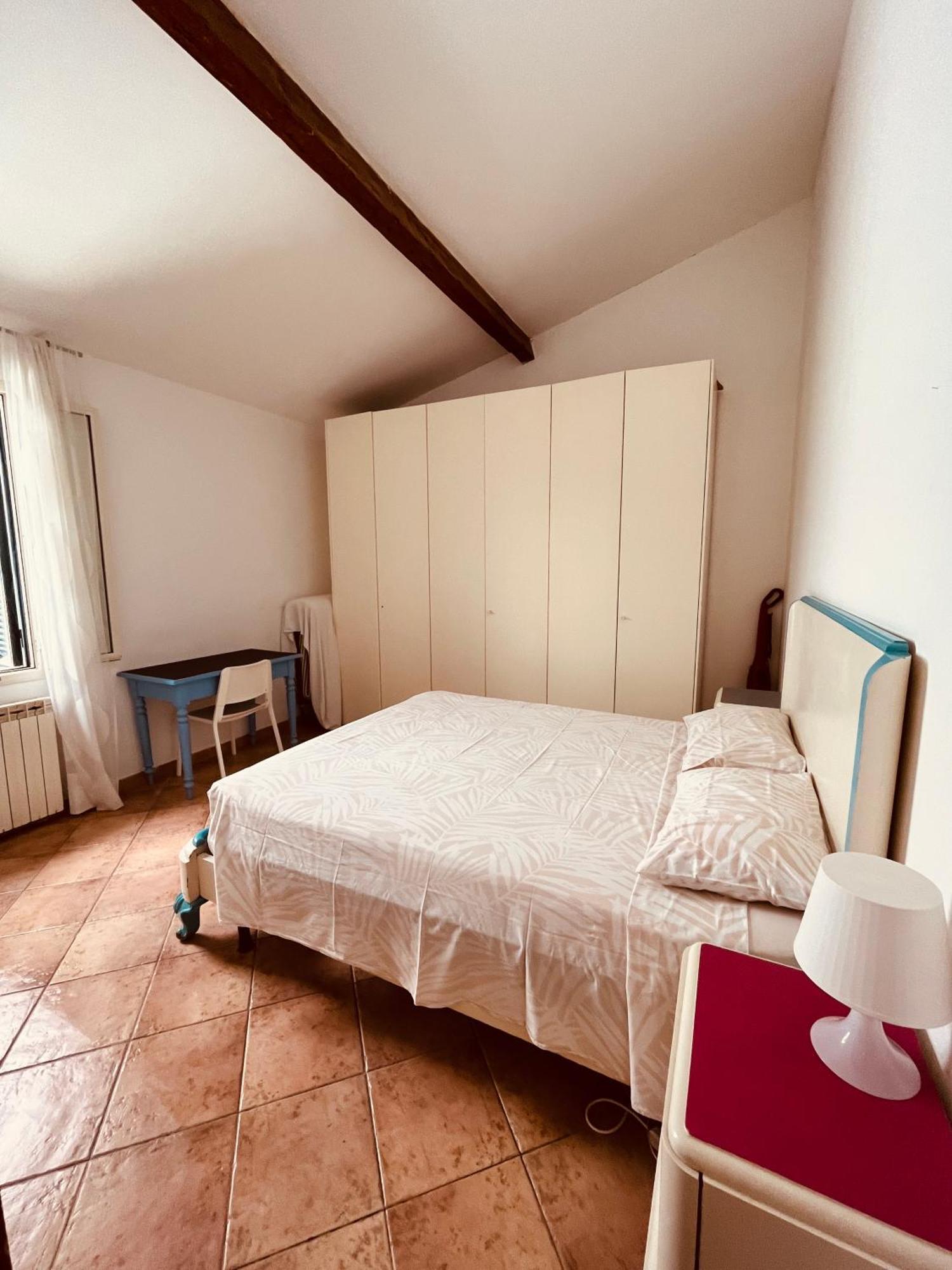 Eremomarino Apartment Livorno Bagian luar foto